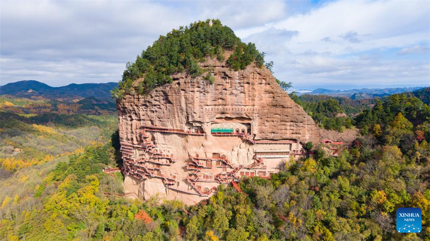 Trabalho de prote??o e restaura??o realizado nas Grutas da Montanha Maiji no noroeste da China