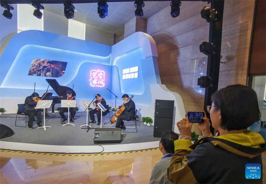7a CIIE realiza diversas atividades culturais para promover intercambio entre pessoas