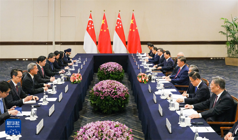 Xi Jinping diz que China está pronta para se juntar a Cingapura no caminho da moderniza??o