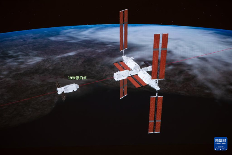 Nave de carga chinesa Tianzhou-8 atraca na esta??o espacial Tiangong