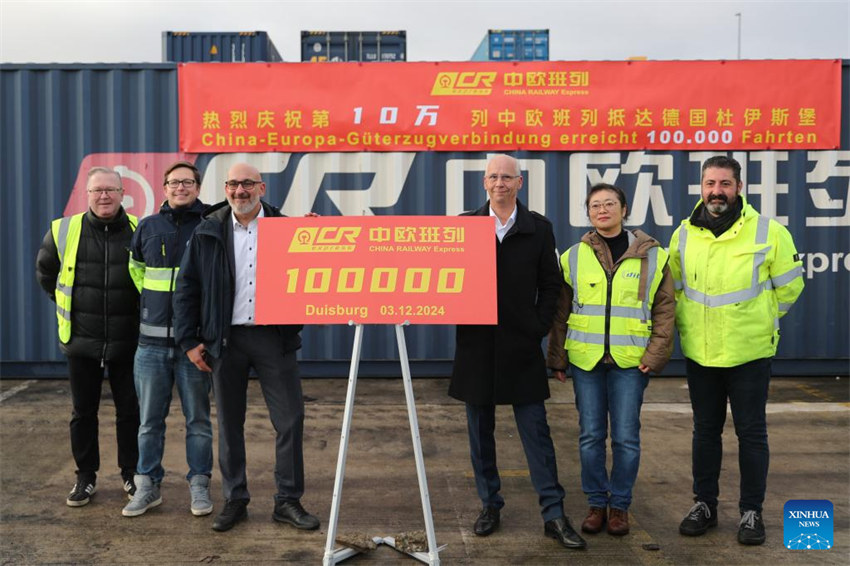 Servi?o de trem de carga China-Europa atinge marco com a chegada do 100.000o trem na Alemanha
