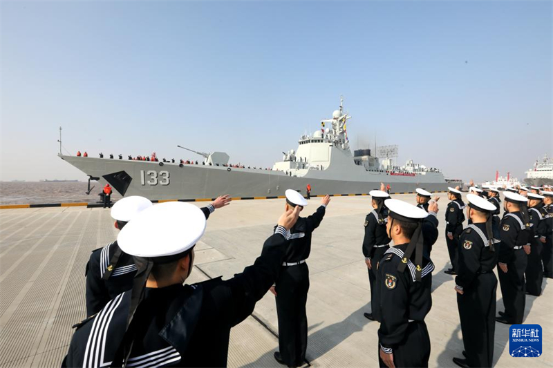 China envia nova frota da marinha em miss?o de escolta no Golfo de áden