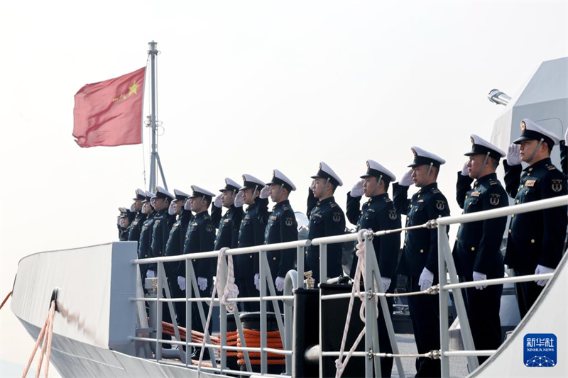 China envia nova frota da marinha em miss?o de escolta no Golfo de áden