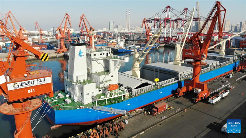Nova rota de transporte direto entre a China e o sudeste da áfrica é inaugurada em Qingdao