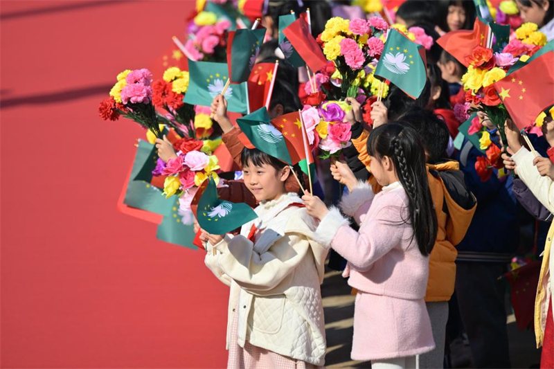 Xi Jinping deixa Macau após celebra??es de aniversário e viagem de inspe??o