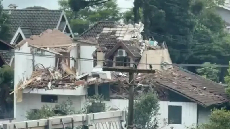 Queda de avi?o de pequeno porte deixa 10 mortos no sul do Brasil