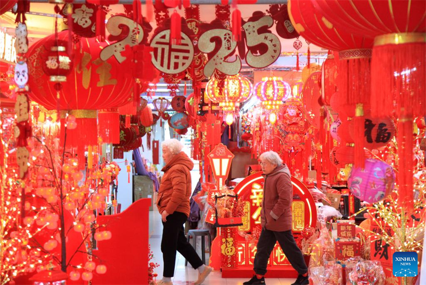 Chineses se preparam para dar boas-vindas à 2025
