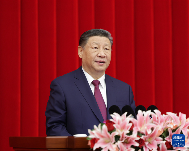Xi Jinping pede esfor?os para avan?ar na constru??o da China forte