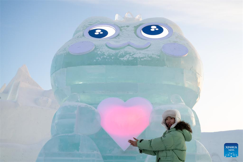 41o Festival Internacional de Gelo e Neve é inaugurado em Harbin