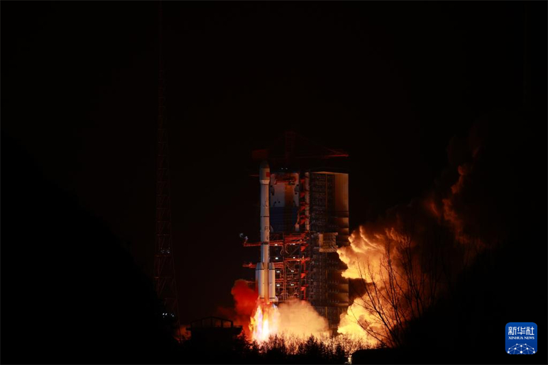 China lan?a satélite de teste para reabastecimento orbital