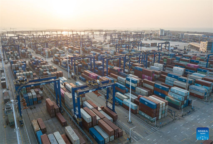 Hainan: movimenta??o anual de contêineres do porto de Yangpu registra aumento anual de 9,2%