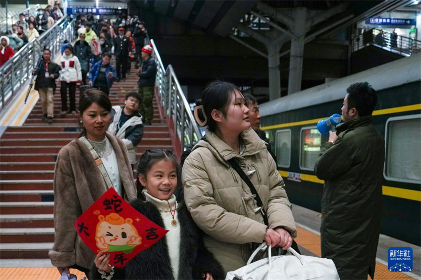 Corrida de viagens do Festival da Primavera da China come?a