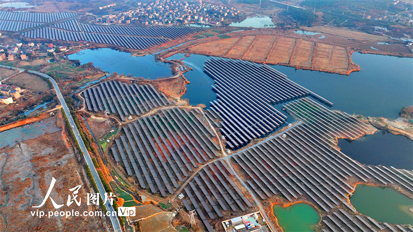 Gera??o de energia fotovoltaica promove desenvolvimento sustentável em Jiangxi