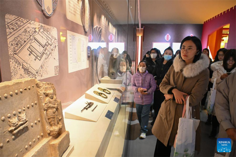 Exposi??o de relíquias culturais da dinastia Tang em Shaanxi é inaugurada em Tianjin