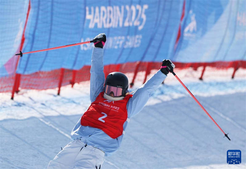 Jogos Asiáticos de Inverno: China domina pódio no freeski slopestyle feminino
