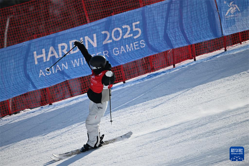 Jogos Asiáticos de Inverno: China domina pódio no freeski slopestyle feminino