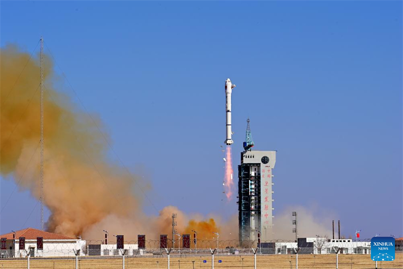 China lan?a dois novos satélites