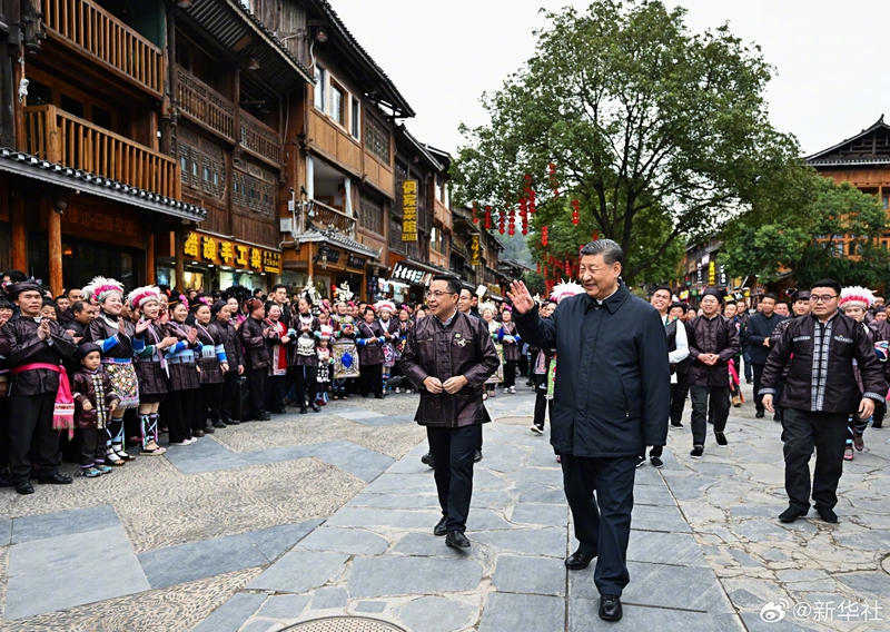 Xi Jinping enfatiza preserva??o da cultura distinta nas regi?es étnicas