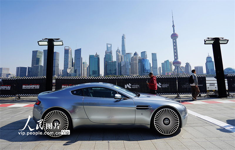 Shanghai: Exposi??o de carros em torno do Grande Prêmio da China de F1 é um sucesso