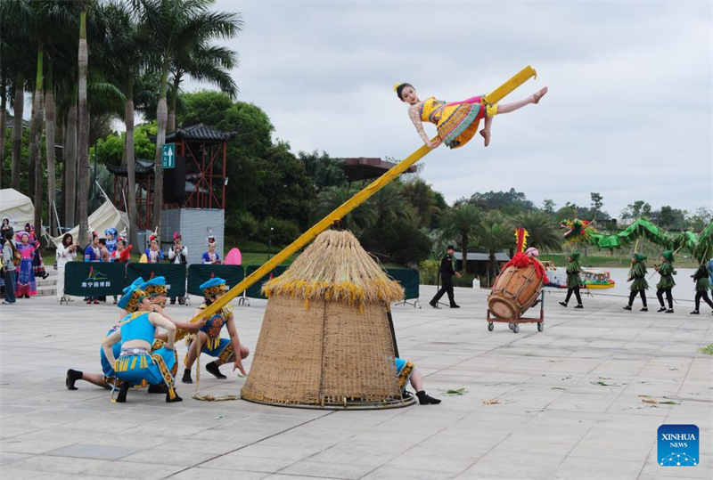 Diversas atividades culturais celebram Festival Sanyuesan em Guangxi, sul da China