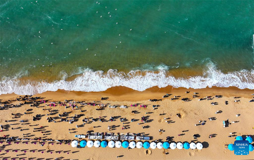 Chegada da primavera impulsiona turismo em toda a China