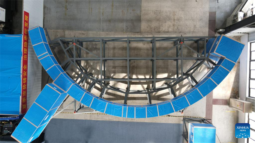 China entrega componentes-chave para o maior 