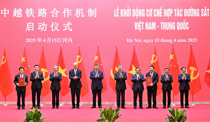 Xi Jinping diz que rela??es China-Vietn? est?o enraizadas, sustentadas e empoderadas pelos povos