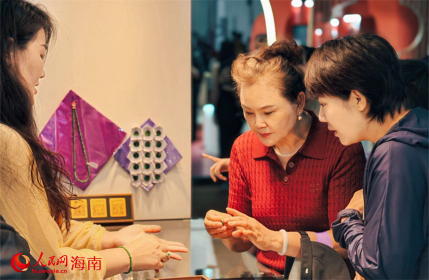5a Exposi??o Internacional de Produtos de Consumo da China abre ao público em Haikou