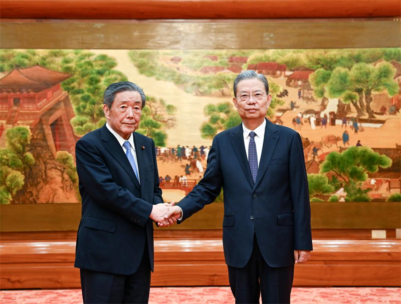 Chefe do Legislativo chinês reúne-se com presidente da Uni?o dos Parlamentares da Amizade Jap?o-China