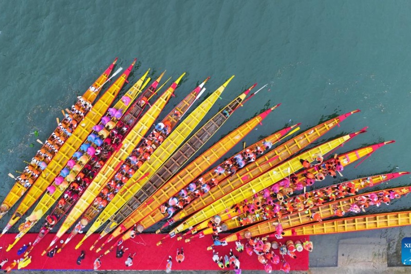 Festival do Barco-Drag?o é comemorado em toda a China