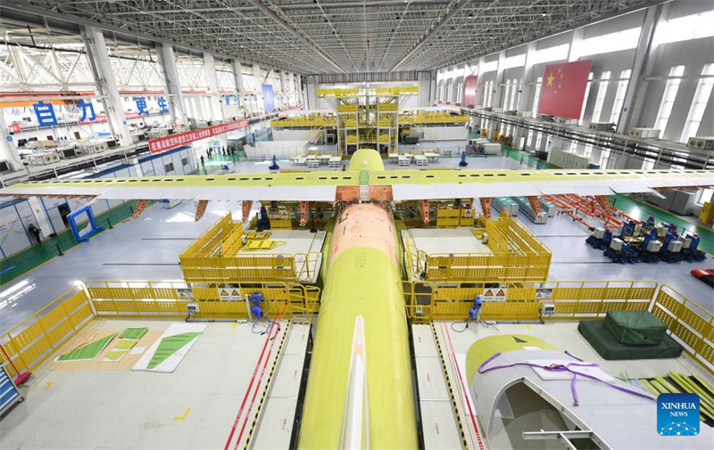Aeronave anfíbia AG600 da China recebe sinal verde para produ??o em massa
