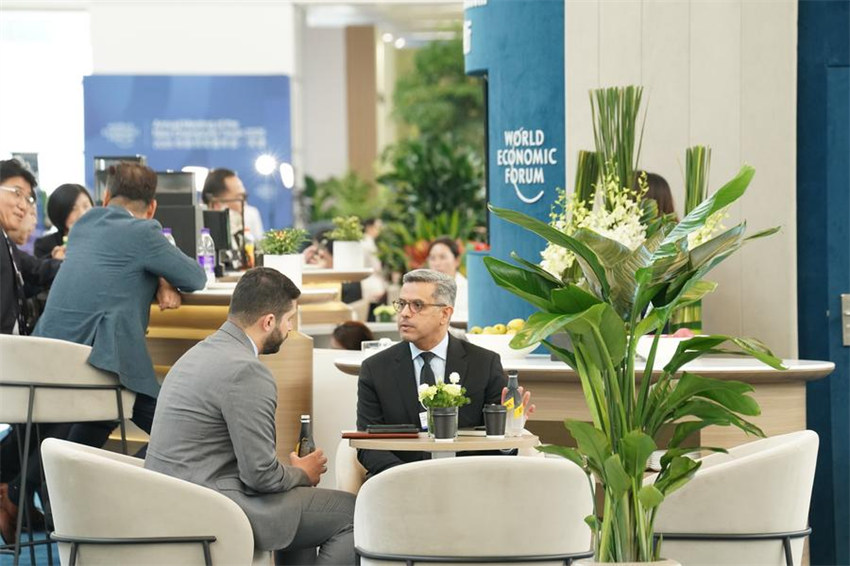 Fórum Davos de Ver?o de 2025 come?a em Tianjin, no norte da China