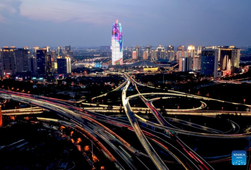 Galeria: panorama de Zhengzhou, sede da Cúpula de Mídia e Think Tanks da OCS