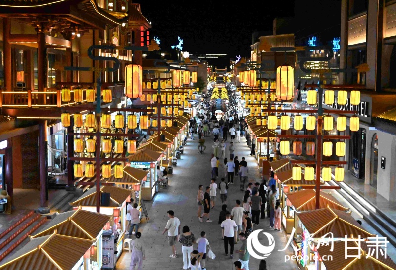 Dunhuang vive aquecimento contínuo da “economia noturna”