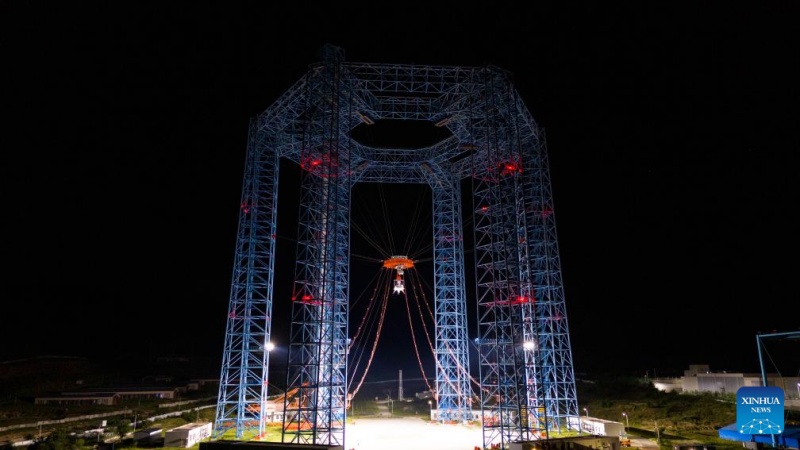 China conclui primeiro teste de pouso e decolagem de pousador lunar tripulado