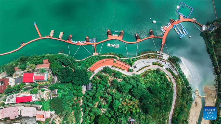 Fujian: turismo ecológico impulsiona economia local na vila de Xiongjiang