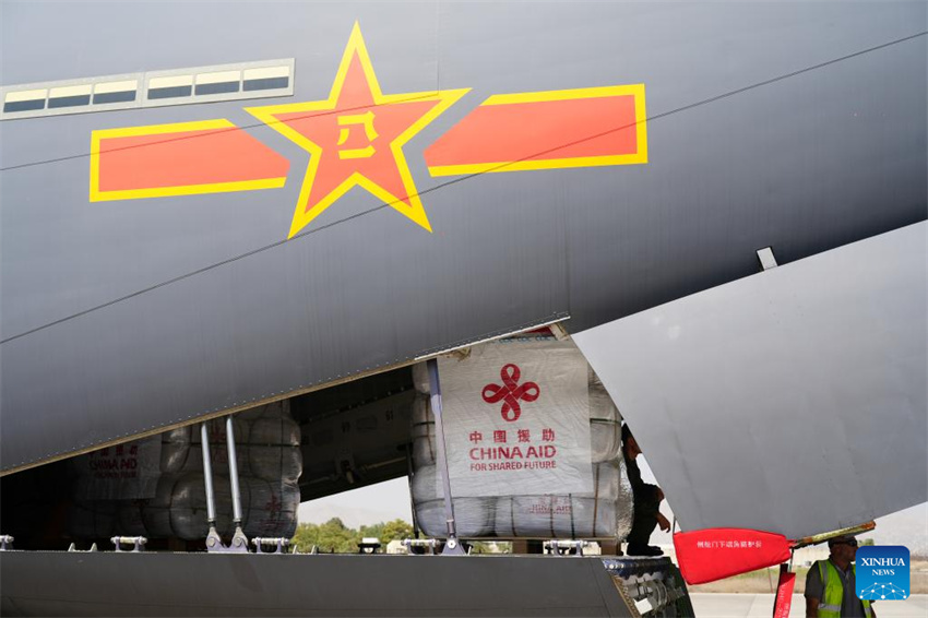 Primeiro lote de ajuda humanitária da China para o Afeganist?o chega a Cabul