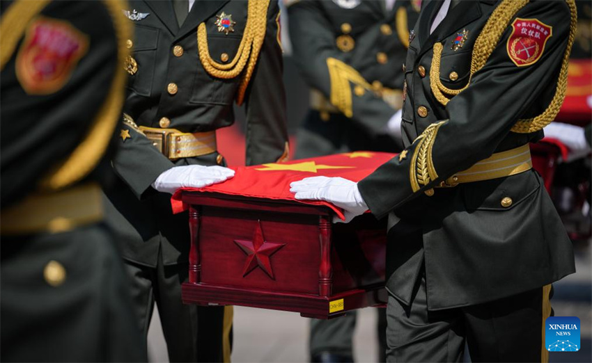 Restos mortais de 30 mártires chineses da Guerra da Coreia enterrados na terra natal