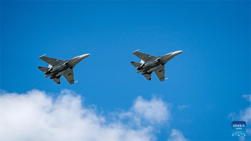 Galeria: exercício para Dia Aberto da avia??o de 2025 da For?a Aérea do ELP da China e do Show Aéreo de Changchun