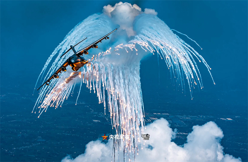 For?a Aérea Chinesa lan?a superprodu??o visual