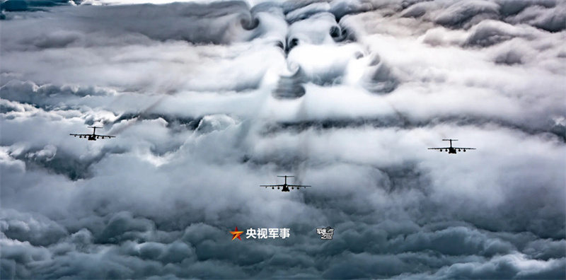 For?a Aérea Chinesa lan?a superprodu??o visual