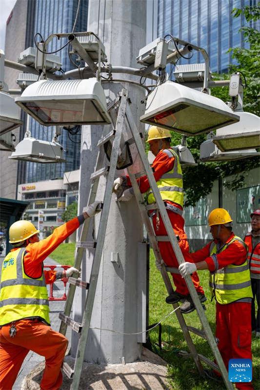 Sul da China se prepara para supertuf?o Ragasa