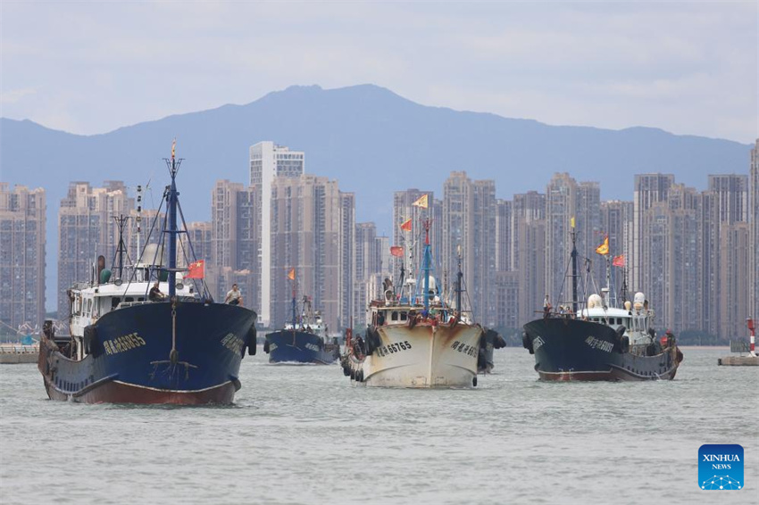 Sul da China se prepara para supertuf?o Ragasa