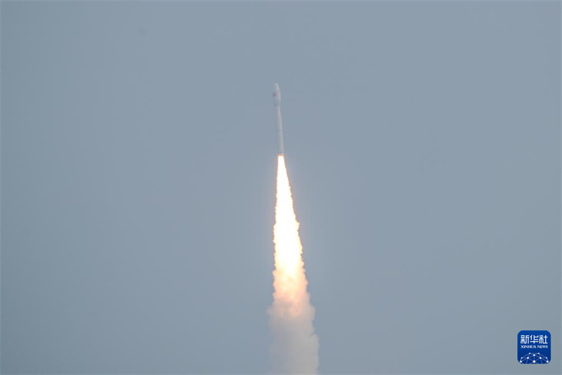 China lan?a com sucesso grupo 06 de satélites da constela??o Geely