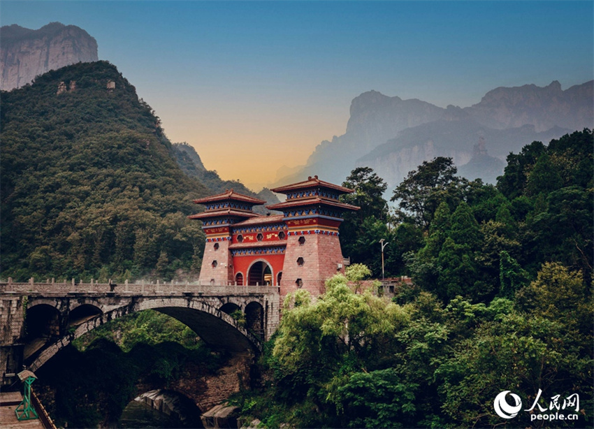 Henan: Conferência de Promo??o Turística das Montanhas Taihang foi inaugurada em Xinxiang