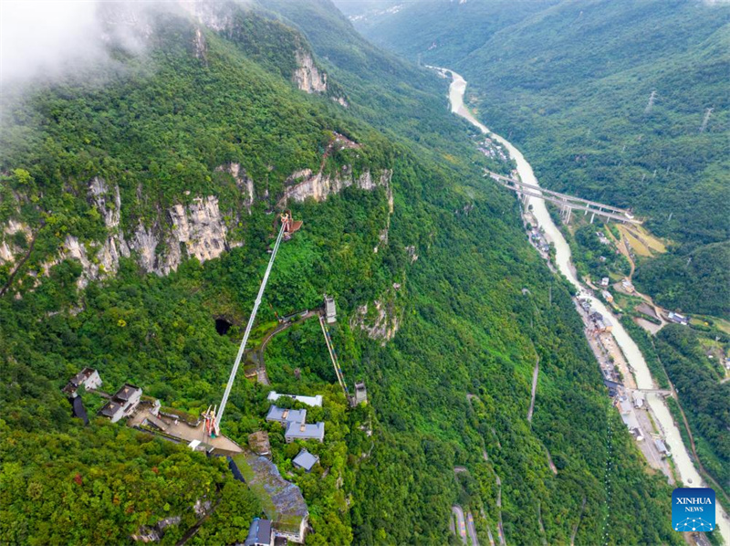 China: via expressa liga Vale de Jiuzhai a patrim?nio da UNESCO