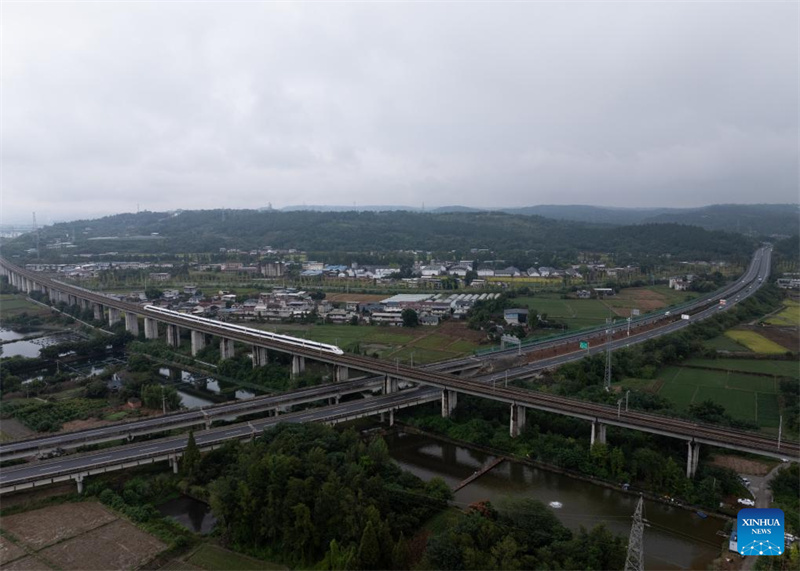 China: via expressa liga Vale de Jiuzhai a patrim?nio da UNESCO