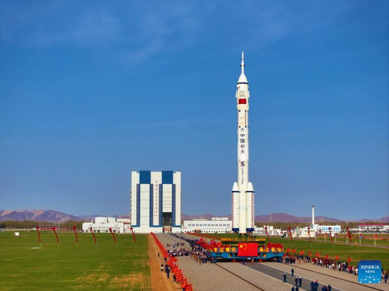 China se prepara para lan?ar nave espacial tripulada Shenzhou-21