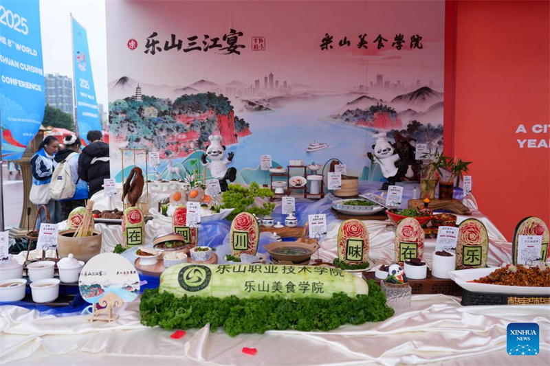 8a Conferência Mundial de Culinária de Sichuan realizada em Leshan, sudoeste da China