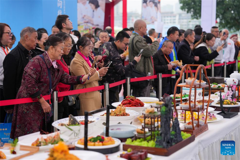 8a Conferência Mundial de Culinária de Sichuan realizada em Leshan, sudoeste da China